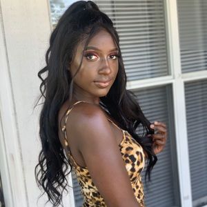 Meet your Posher, Rebecca